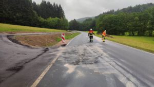 Einsatz Ölspur bei Klinglmühle
