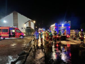 Übung: Brand beim Zaunbauer