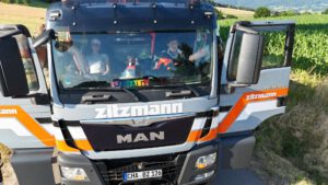Übung Verkehrsunfall mit LKW